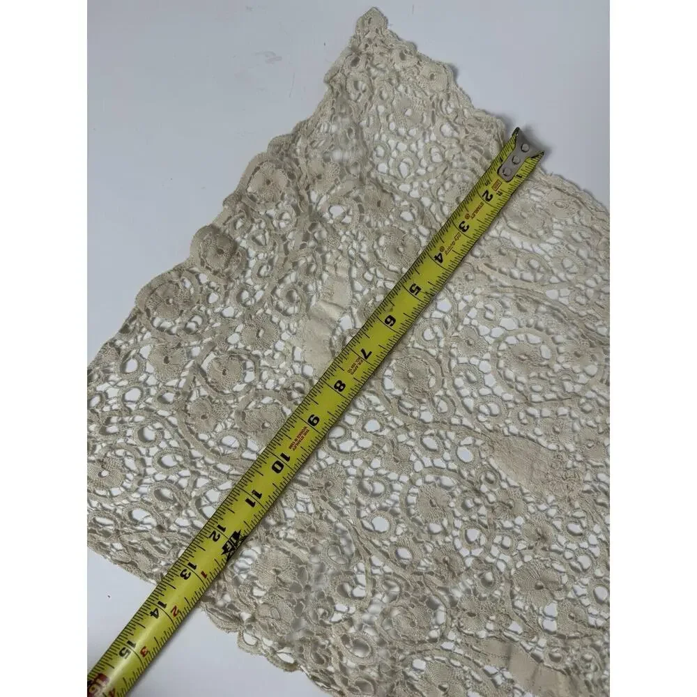 Antique Italian Cantu Lace Table Runner Point Venise Birds, Deer & Dogs 15x46”